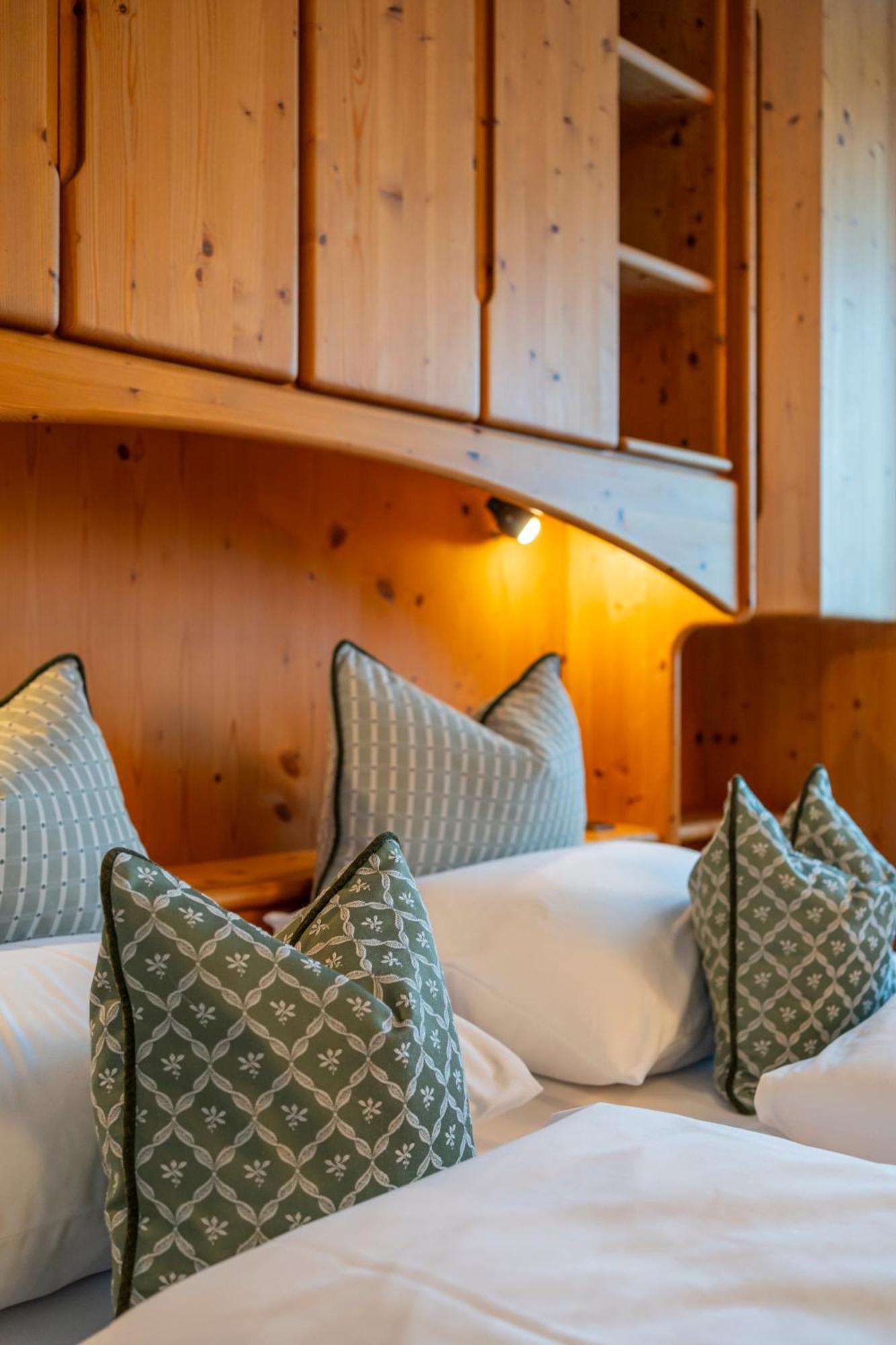 Wander- Und Wellnesshotel Kanzler Bad Mitterndorf Exterior photo