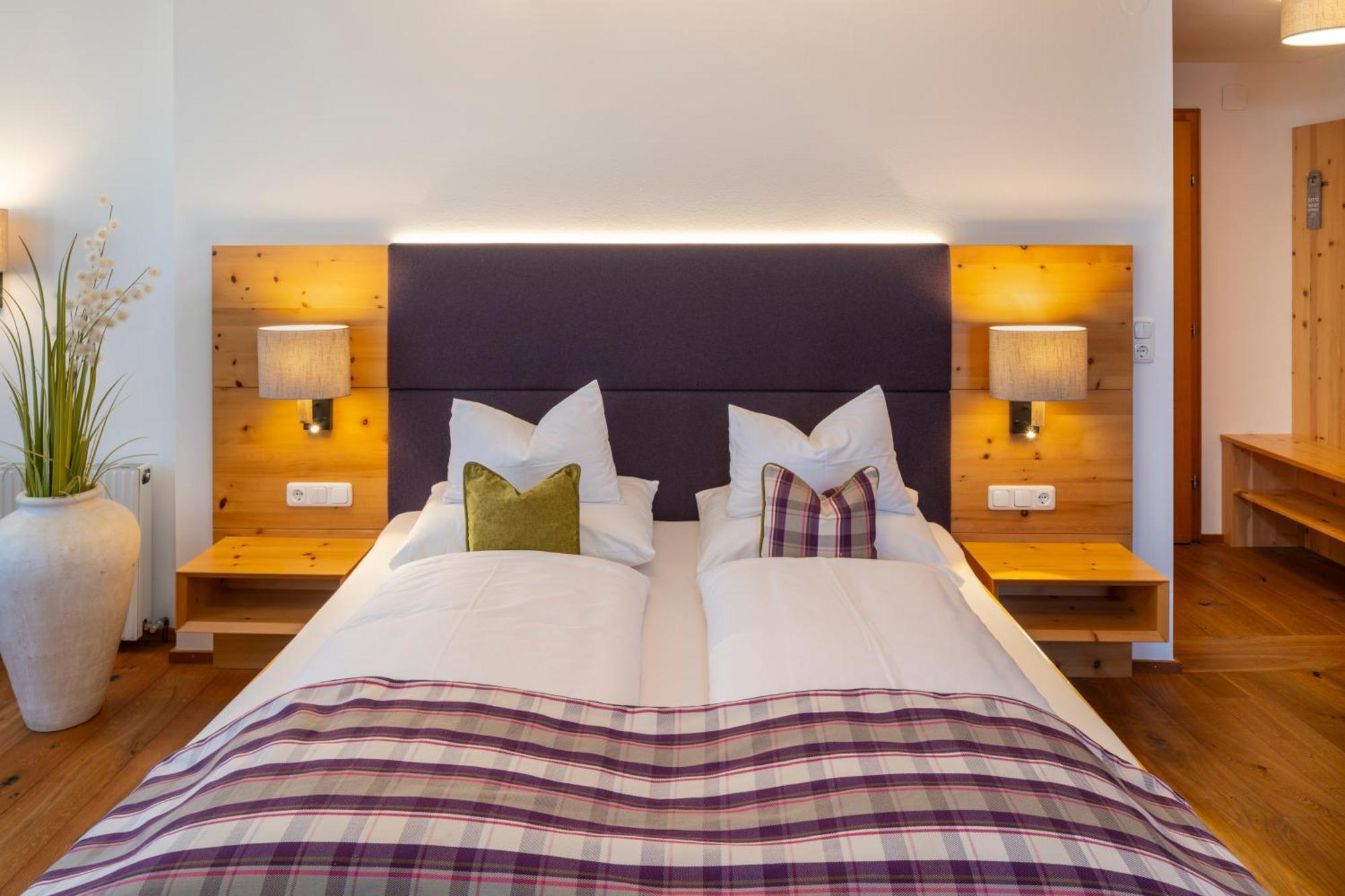 Wander- Und Wellnesshotel Kanzler Bad Mitterndorf Exterior photo